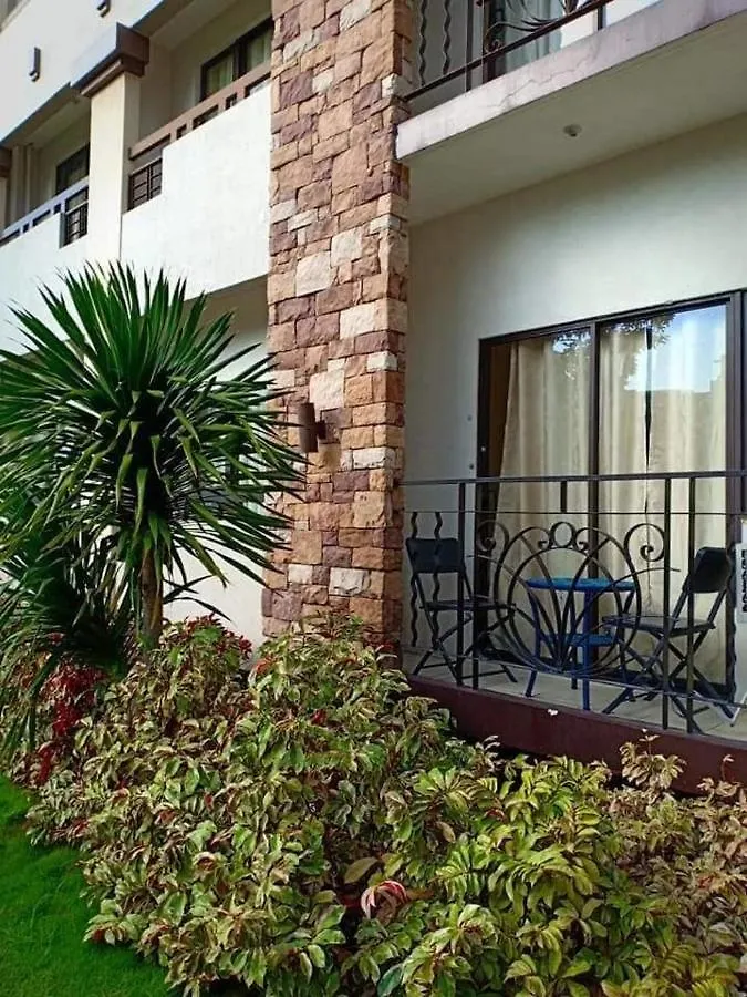 One Oasis B2 Back Of Sm Mall Free Pool Wifi Davao City 아파트호텔